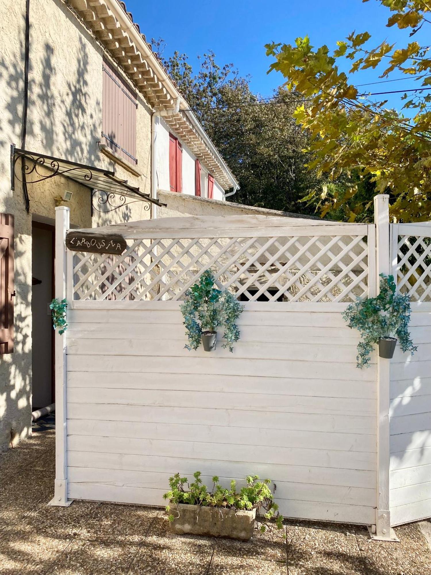 Le Micocoulier Apartment La Crau Exterior photo